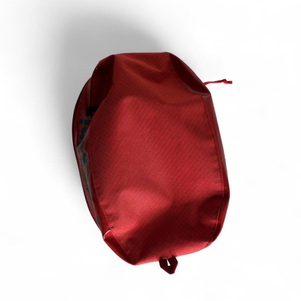 Patagonia Red 6L Hole Cube - Picture 4 of 4